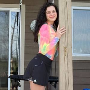 Meet your Posher, Olivia